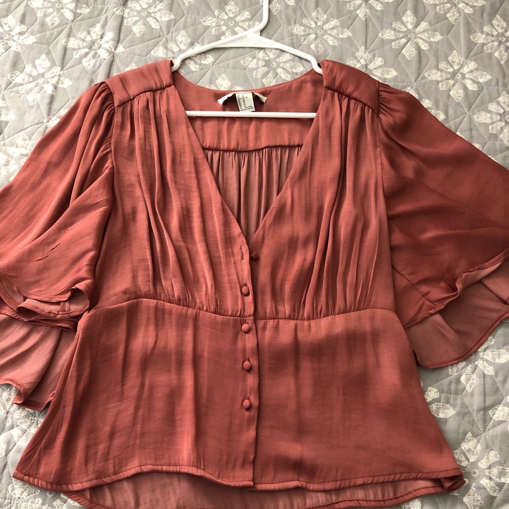 Size M Forever 21 Top(Satin)